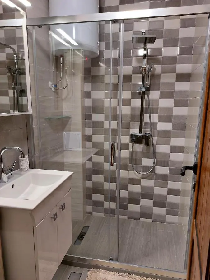 Apartment Noviyat Grad Ahyolu